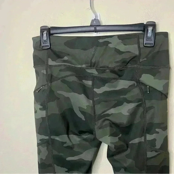 Athleta Women’s Olive Green Camo Contender 7/8 Powerlift Tight Workout Legging S - Picture 7 of 14